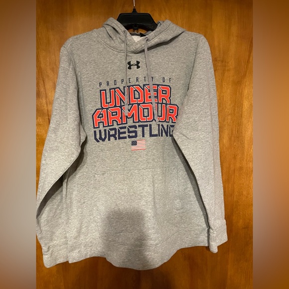 Under Armour Other - Mens medium UnderArmour hooded sweatshirt